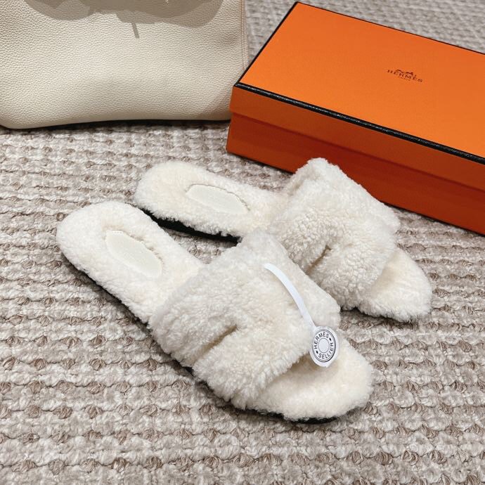 Hermes Slippers